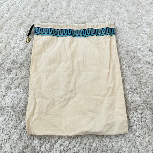Tory Burch Accessories - Tory Burch Dust Bag Drawstring Logo Charm Travel Storage Beige Blue 14x12